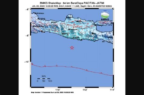 Gempa Terkini Magnitudo 5 7 Guncang Pacitan Getaran Terasa Hingga