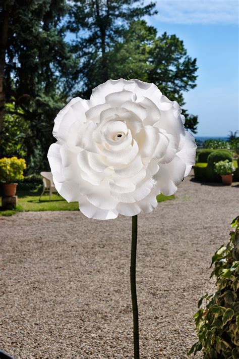 Rose Giganti in Carta Crespa