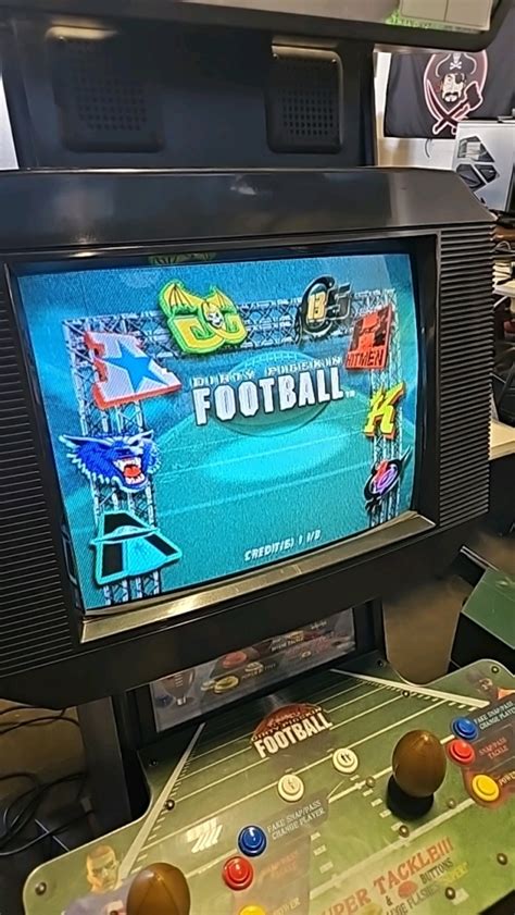 Dirty Pigskin Football Upright Arcade Game Sega Atomis Wave 4