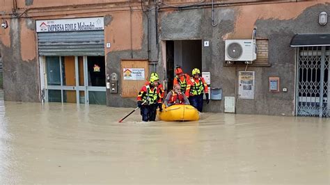 Sant Agata Sul Santerno Chiusura Del Ponte Sulla San Vitale