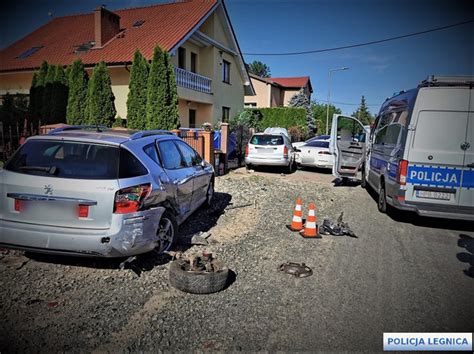 Legnica Śmiertelny wypadek podczas pościgu za pijanym kierowcą Są