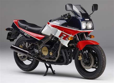 1985 FZ750 - Communication Plaza | Yamaha Motor Co., Ltd.