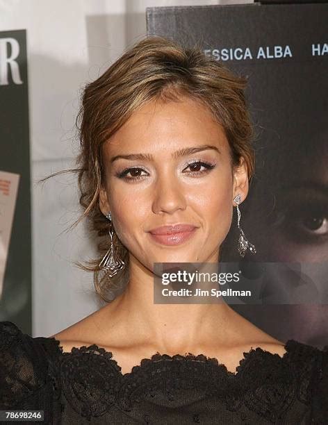 Jessica Alba 2007 Photos And Premium High Res Pictures Getty Images