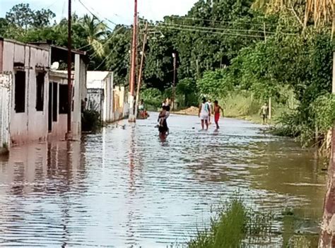 M S De Familias Afectadas Por Inundaciones En Ciudad Bol Var