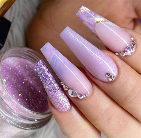 Pin by 𝐅 𝐓 on Nails Lilac nails Violet nails Purple acrylic nails