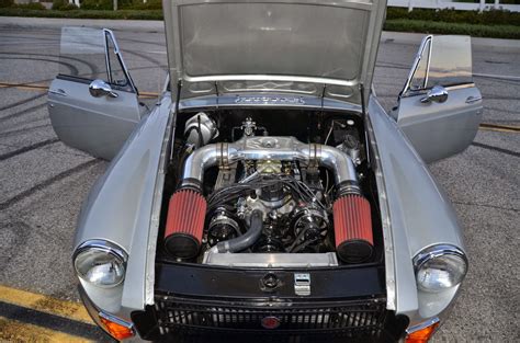 15k Restorad 1970 MG MGB GT V8 DailyTurismo