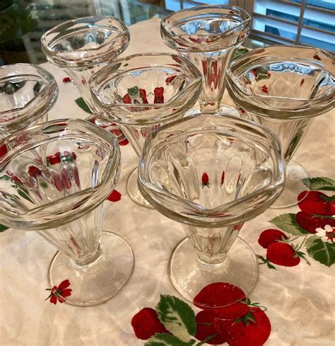 Vintage Soda Fountain Ice Cream Sundae Glasses Set 7 5 Retro Ice Cream