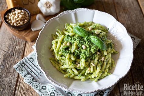 Trofie Al Pesto Genovese Fatto In Casa Ricetta Semplice E Veloce