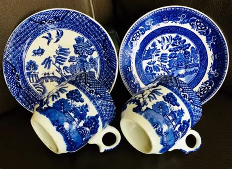 Pair Of Antique 1920s Alfred Meakin Blue Old Willow” Ironstone Cups