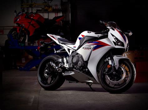 Honda Cbr 1000 Rr Wallpapers Wallpaper Cave