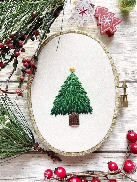 Christmas Tree Hand Embroidery Pdf Pattern Hand Embroidery Projects