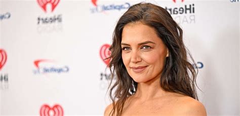 Katie Holmes Brings Back The Controversial Y2k Dress Over Jeans Trend