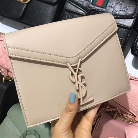 Túi màu nude Shopee Việt Nam