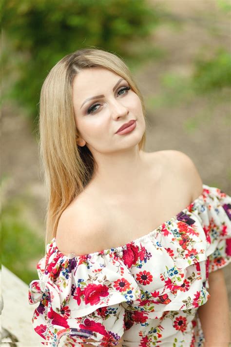 Date Ukrainian Women Halyna Age 36 With Id 980053