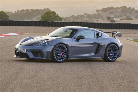 2022 Porsche 718 Cayman GT4 RS Prices, Reviews, and Pictures | Edmunds