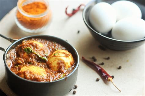 Chettinad Egg Masala In Tamil Chettinad Egg Curry Swasthi S Recipes