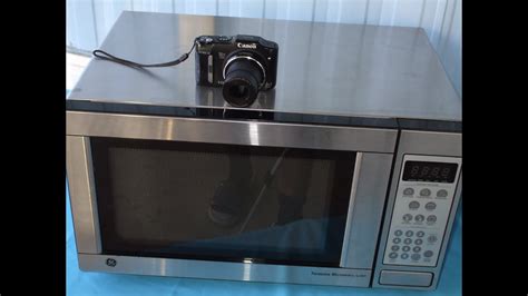 Cómo arreglar un microondas que no enciende How to fix a microwave