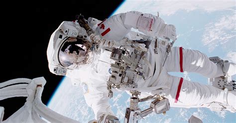astronauts canadian space agency