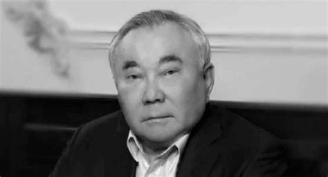 Болат Назарбаев өмірден озды