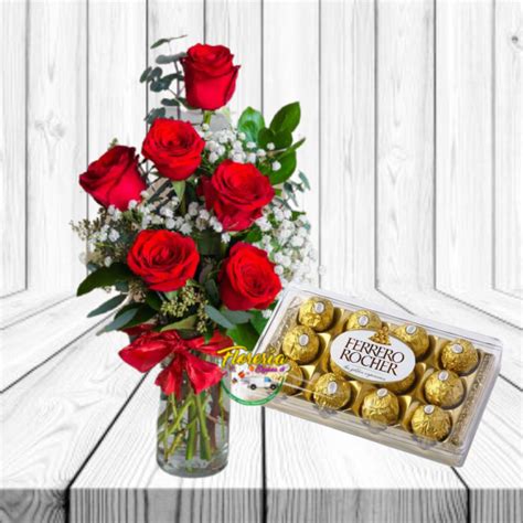 Romantica Atraccion Rosas Y Ferreros Rocher De Grs Floreria