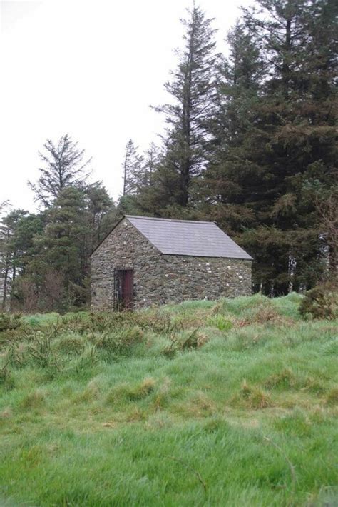 Stone Hut In The Axnfell Plantation Glyn Baker Cc By Sa 2 0