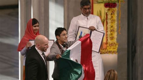 Mexican Citizen Interrupts Malalas Nobel Ceremony Cnn