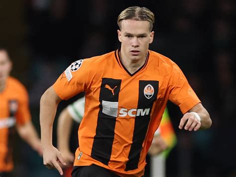 Chelsea Agree €100m Mykhailo Mudryk Deal To Hijack Arsenal Bid The