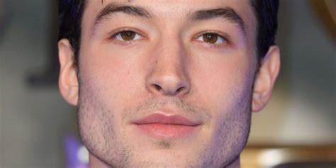 Ezra Miller Estrella De The Flash Fue Acusado De Robo Agravado