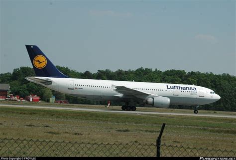 D Aiak Lufthansa Airbus A B Photo By Proville Id