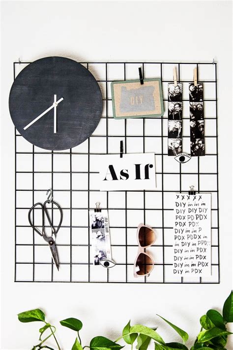 DIY Metal Wall Grid