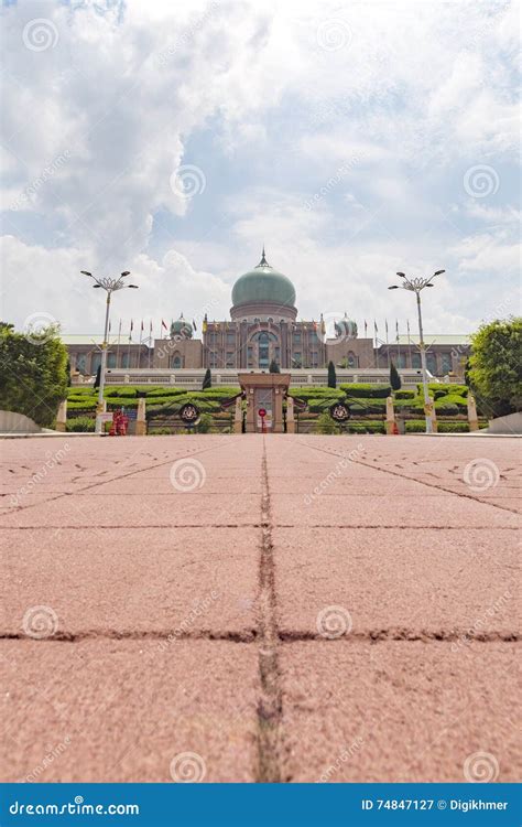 Perdana Putra Putrajaya Malaysia Stock Image Image Of Design Cloud