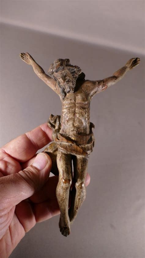 Proantic Christ En Bois Sculpt Polychrome Et Dorure Poque Xvii