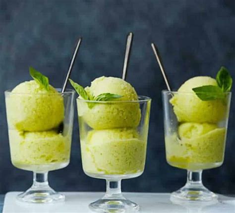 Sorbet Ananas Et Basilic Avec Thermomix Dessert Thermomix