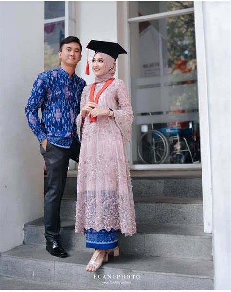 Ide Kebaya Modern Kutu Baru Wisuda Graduation Hijab Lamaran Model