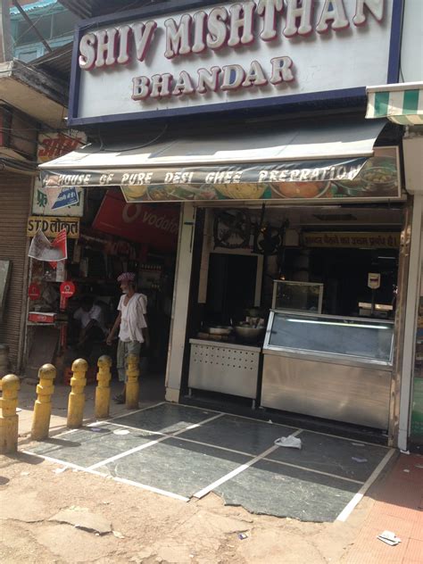 Make your Navratri essential shopping in Delhi easier than ever