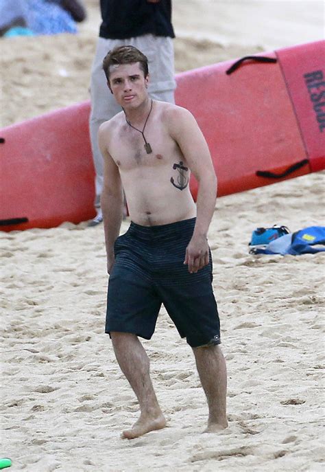 Josh Hutcherson Shirtless 2022