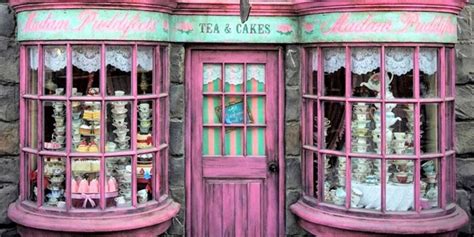 10 Best Hogsmeade Shops In Harry Potter