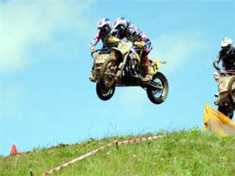 Schwerer Unfall Berschattet Motocross Rennen Im Eichsfelder Geisleden