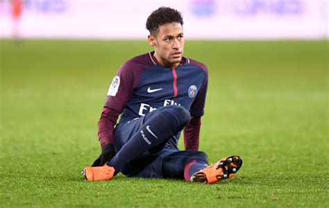 Lancien Médecin Du Psg Sûr à 100 Que Neymar Ne Jouera Pas Contre