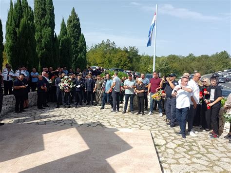 Obilje Ena Godi Njica Pogibije Hrvatskih Policajaca U Hrvacama I