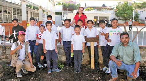 Rehabilitan Huerto De Escuela Vicente Guerrero Noticias Diario De