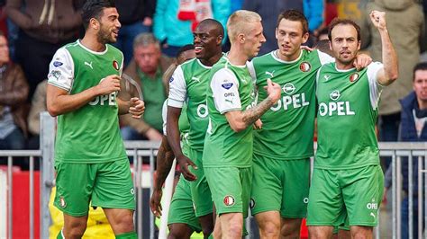 Feyenoord Boekt Zesde Overwinning Op Rij Bij Psv Sport Nu Nl