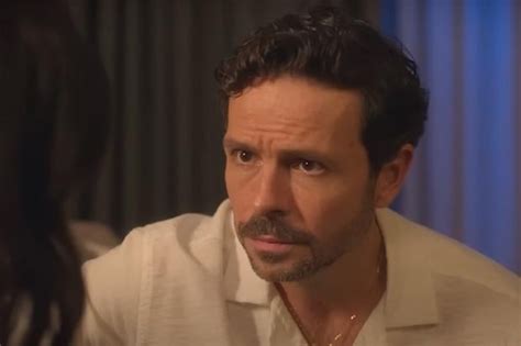 El Niñero Actores Y Personajes Quién Es Quién En La Serie De Netflix Cast Guide México