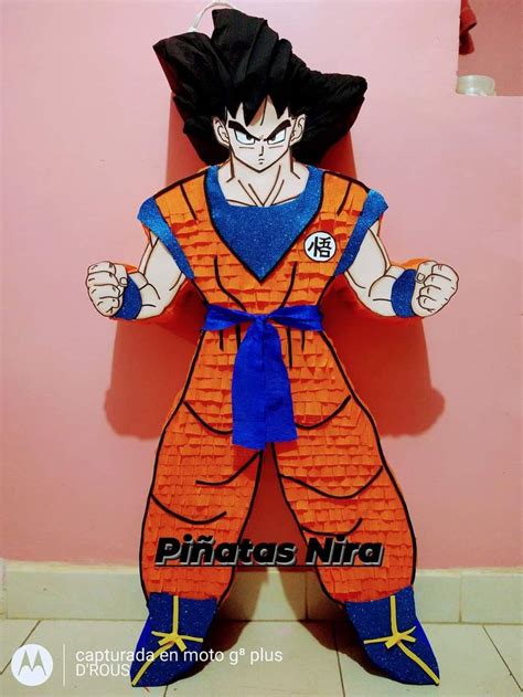 Pin De D Ruby Vzz En Piñatas Nira Piñata De Goku Siesta De Gato Manualidades Sencillas Y Bonitas