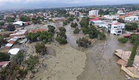 Dos Muertos En Alud De Lodo En El Centro De Bolivia