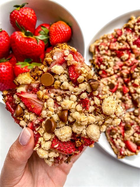 Strawberry Oatmeal Breakfast Bars Recipe Everything Delish