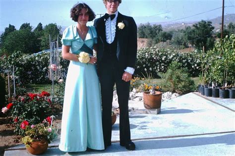 40 Cool Pics Of The 70s Prom Couples ~ Vintage Everyday