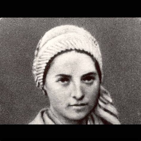 Bernadette Soubirous Lhistoire Dune Sainte Michaël Vessière