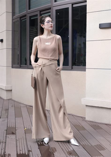 Nhan S C V Hot Girl K M Tu I C A Ph Gi M C Tr Ng Quay C Loa