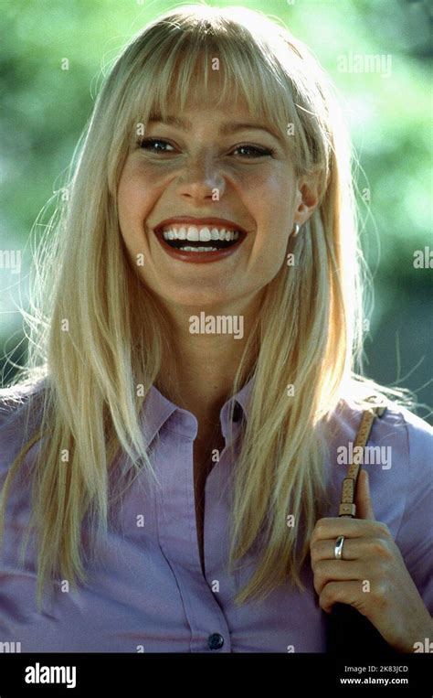 Gwyneth paltrow shallow hal film hi-res stock photography and images ...